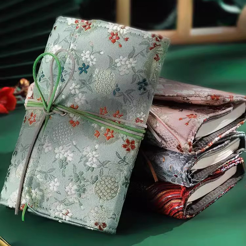 Vintage Leather Journal Notebook - 女の子のための美しいノートブック布カバーレトロ中国風ルーズリーフ日記ポータブルスクラップブックバインダーメモ帳ギフト