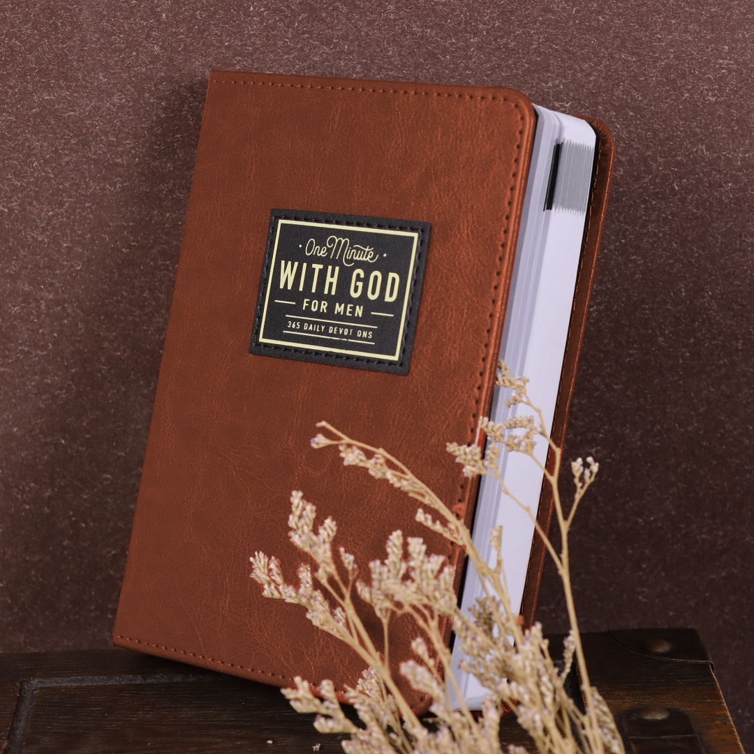 Vintage Leather Journal Notebook - ヴィンテージブラウンジャーナルノートブック、フェイクレザーハードカバー日記帳（男女兼用）、365日パーソナルプランナー（書き込み用）