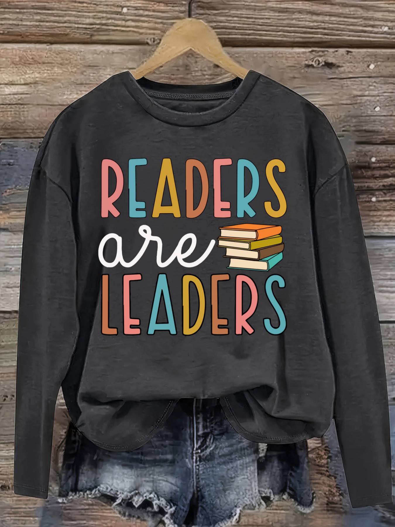 レディースカジュアル長袖クルーネックTシャツ、読者がリーダー - Books のレビューと価格