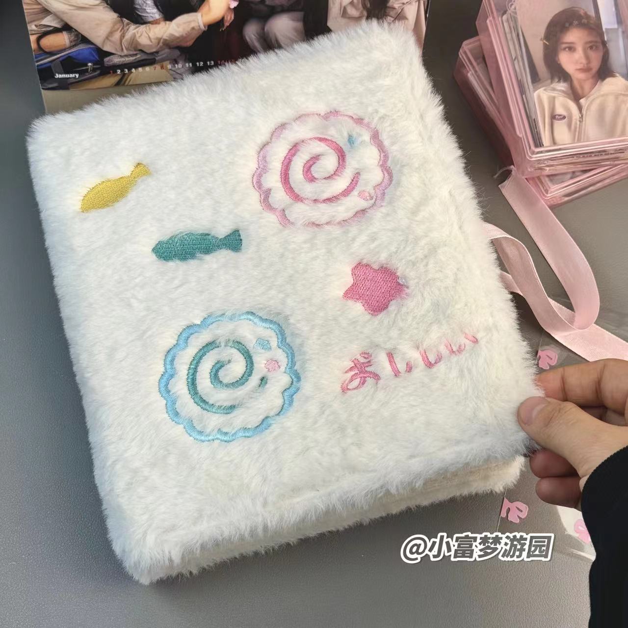 かわいいぬいぐるみの魚のカードブック、a5バインダー、kpo - Kpop Photo Card Binder 3 Inch のレビューと価格