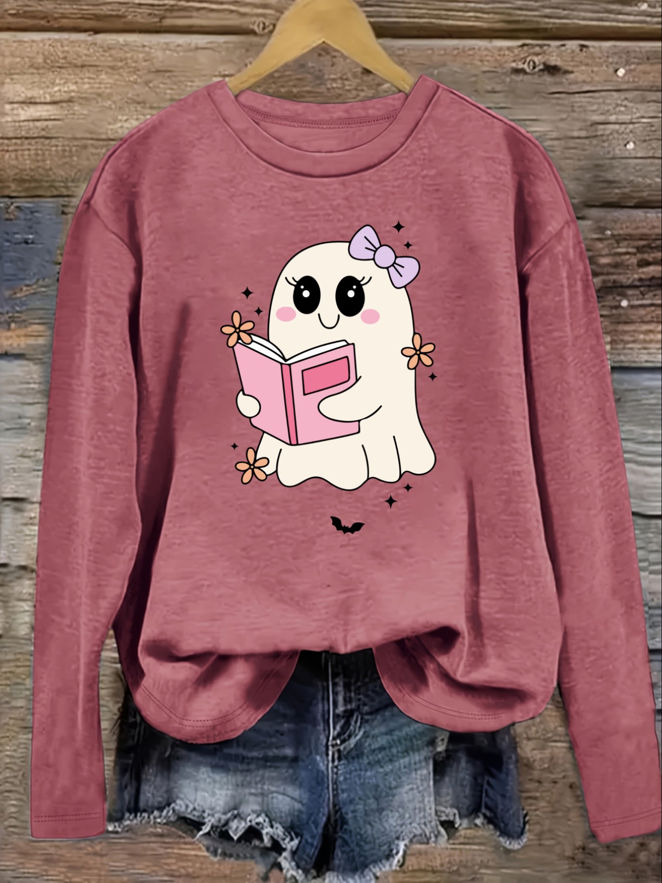 レディースカジュアル長袖クルーネックTシャツ、かわいいゴース - Books のレビューと価格