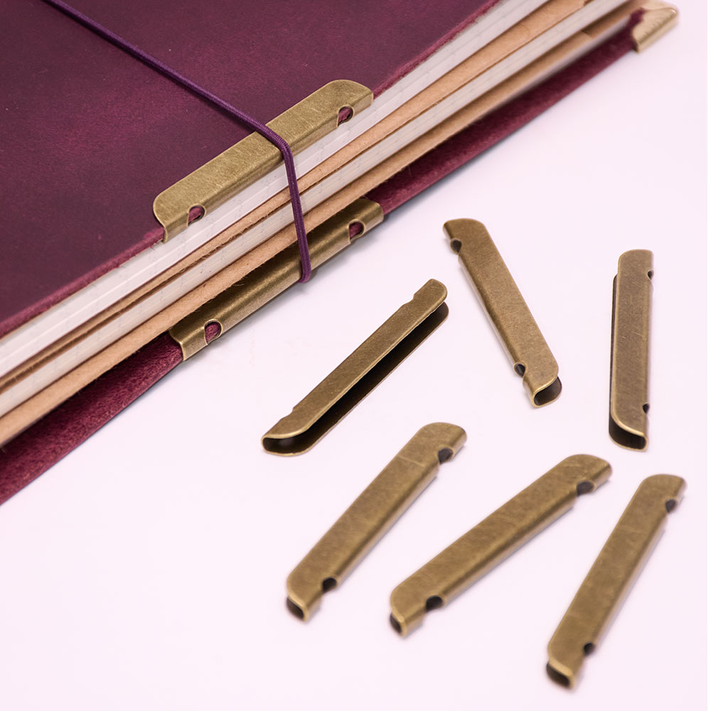 レザーノートブック メタルエッジ保護 日記帳カバー アクセサ - Vintage Leather Journal Notebook のレビューと価格